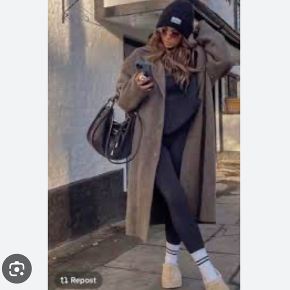 Comfy Athleisure Wear - Picture 11 of 16